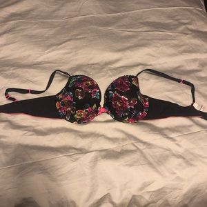 NWOT La Senza floral bra